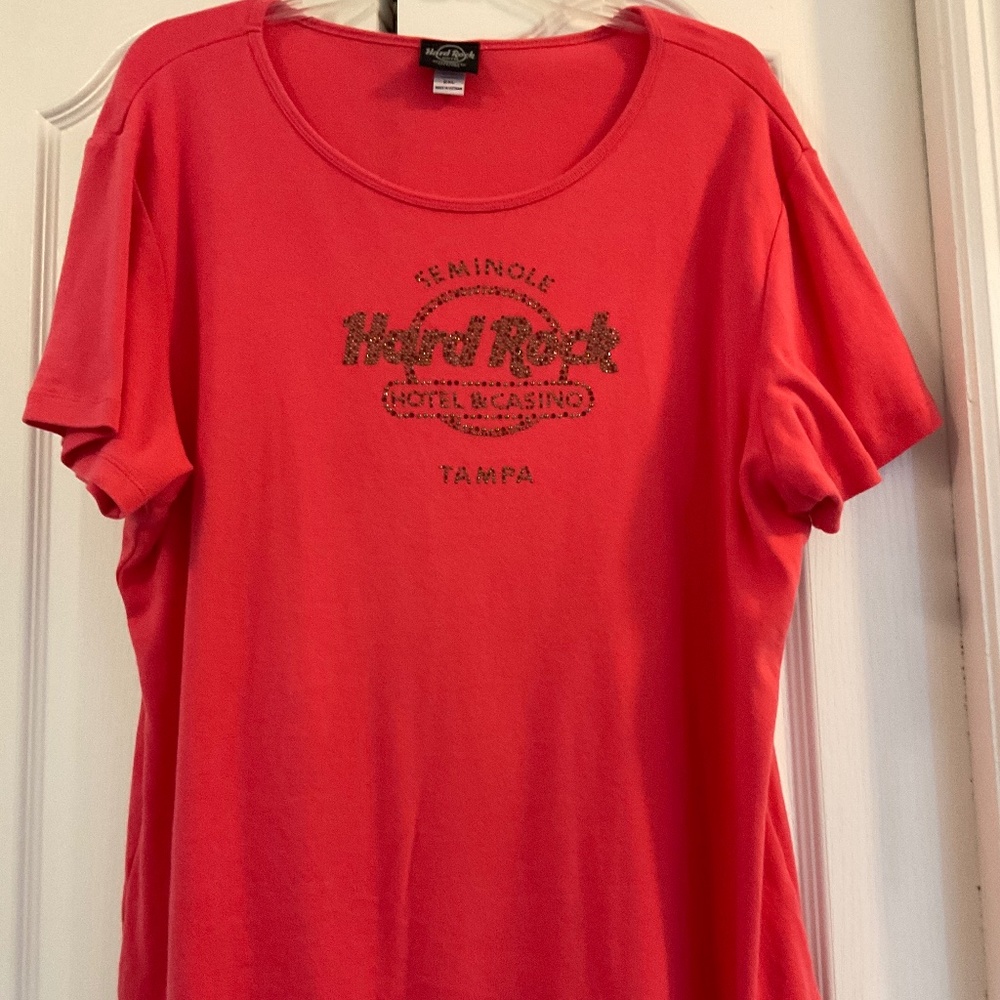 Hard Rock Tampa women’s 2X t-shirt